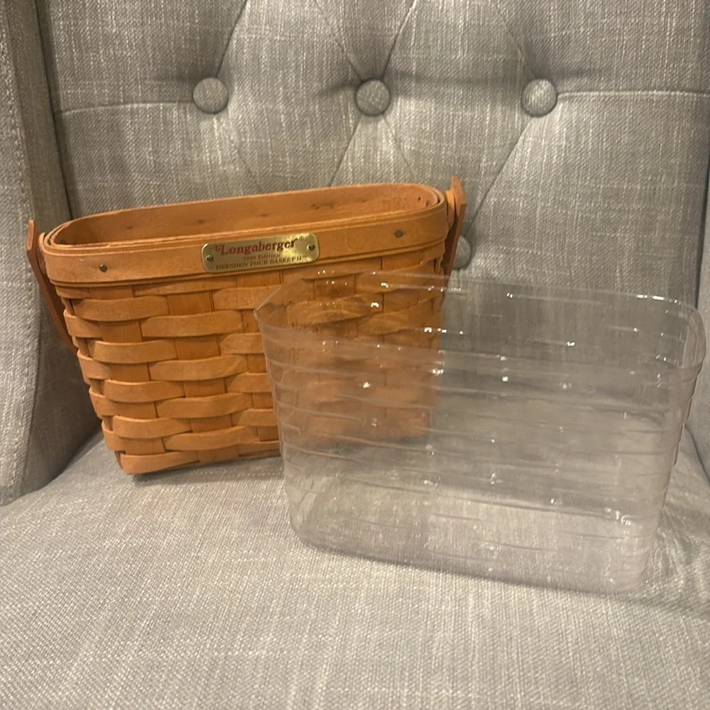 Longaberger 1998 Dresden Tour Basket - Signed